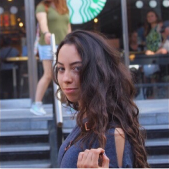 Meet your Posher, Hanna - Picture 1 of 1